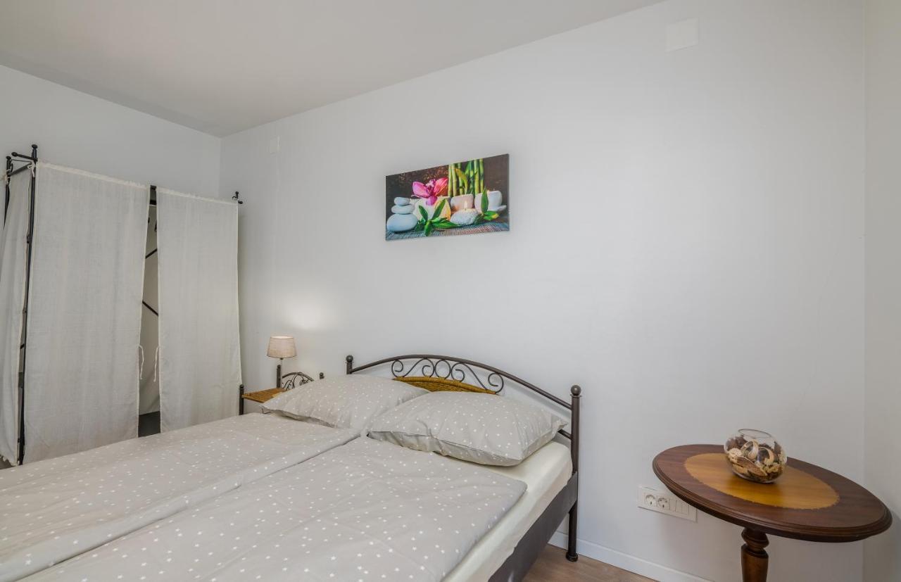 Apartment Tulipan Klimno Dış mekan fotoğraf